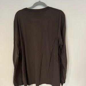 Outdoor voices grey long sleeve t shirt